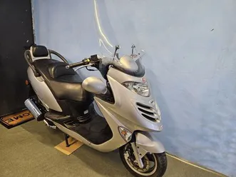 kymco grand dink 125, duży, wygodny skuter, maly przebieg chańcza