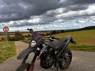 derbi senda 125 supermoto