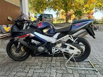 cbr 900rr fireblade sc44