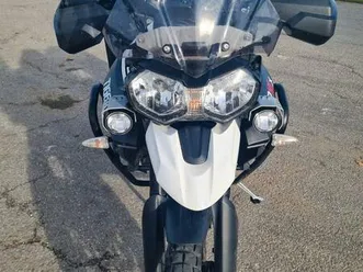 triumph tiger 800 xcx