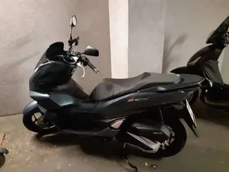 honda roller pcx 125 / matt grey / abs / keyless