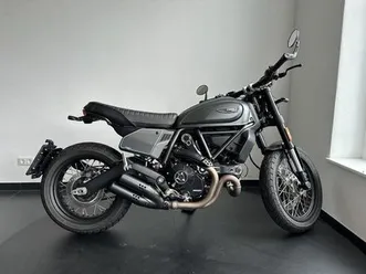 ducati scrambler nightshift *erste hand/wenig km*