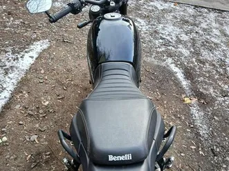benelli leoncino 500