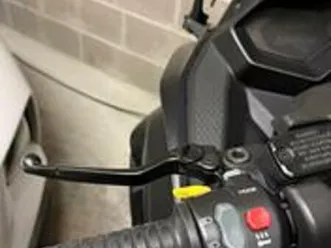 maxi scooter kymco ak 550