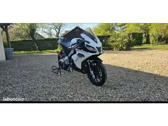 vend ou échange aprilia rs50