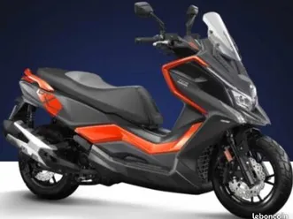 scooter kymco dtx 360 125 cm3 de 2022 avec 6500 kms