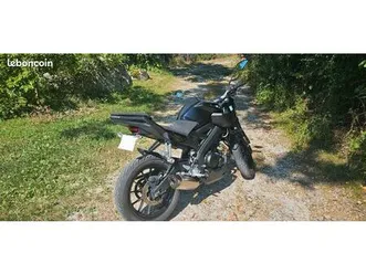 mt 125 akropovic