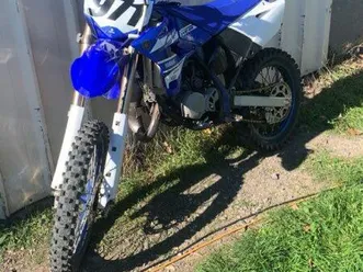 85yz
