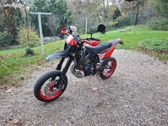 gasgas 300 supermotard et enduro, moteur neuf, permis a2
