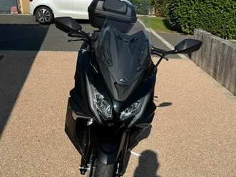 kymco ak 550