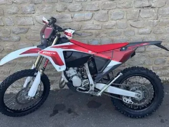 moto enduro fantic 125