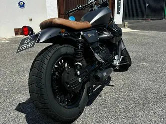 moto guzzi v9 2016