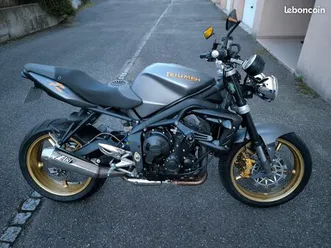 triumph street triple 675 r