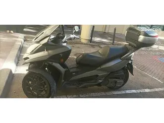 vends scooter 3 roues