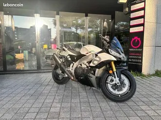 aprilia tuono 1100 cm3