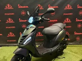 piaggio zip 2019 brom! sp matte dragon alpha led garantie! — scooters | piaggio — marktplaats