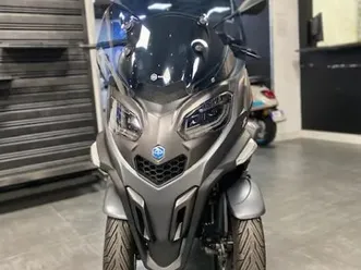 piaggio mp3 530 hpe exclusive 2024