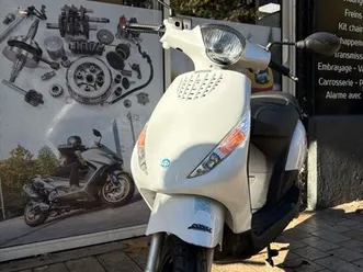 piaggio zip 50 – 2012 – 2 682 km