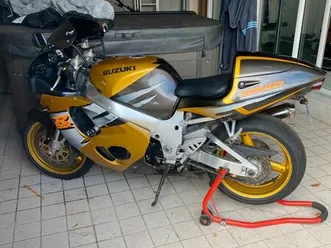 suzuki srad 750