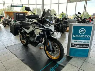 cfmoto 800 mt explore - bílá, černá akce helma