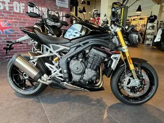 triumph speed triple rs modèle 2024