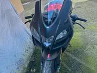 aprilia rsv4 factory