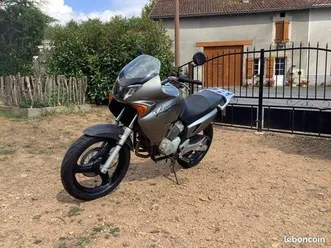 varadero 125