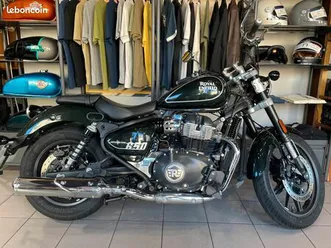 royal enfield super meteor 650 – astral green