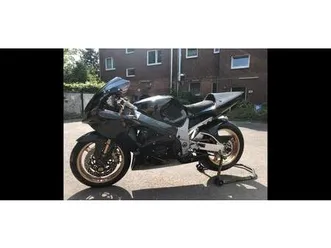 suzuki gsx-r 1000 k2 rennmotorrad trackbike trackday