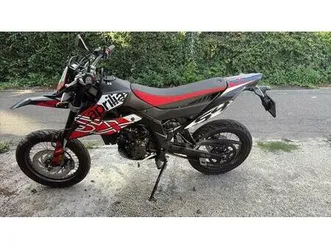 ② moto aprilia sx 125