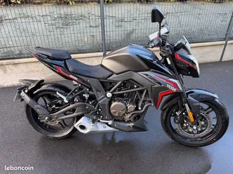 vend moto 300 r voge 2021