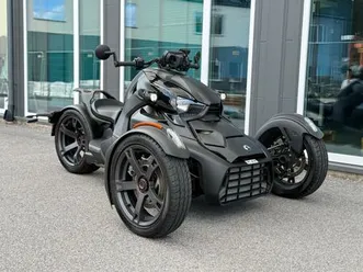 can-am ryker 900 låga mil/ en ägare/