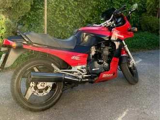 kawasaki gpz900r