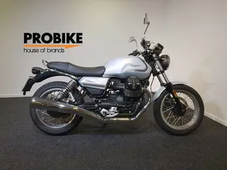 moto guzzi v7 special /kampanjränta 3,95%