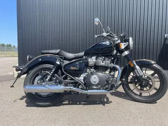 royal enfield super meteor 650 interstellar green