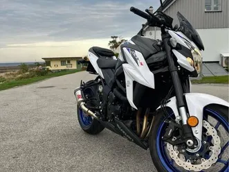 suzuki gsx s750z