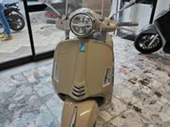 piaggio vespa 300 gts