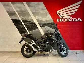 ② honda cb750 hornet (année de construction 2025)