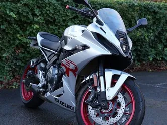 suzuki gsx-8r 2024 full - 4545 km - première main - garantie constructeur
