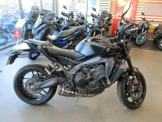 yamaha mt-09 y-amt 2024 889 cm3 | moto roadster | 250 km | noir | 06160 juan les pins