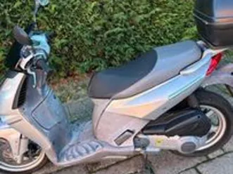 scooter aprilia