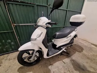 peugeot 125 4 t económica