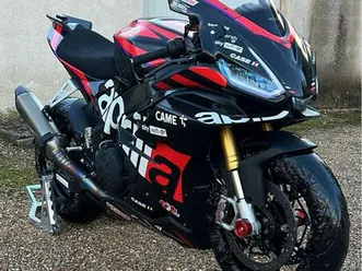 aprilia rsv4 piste