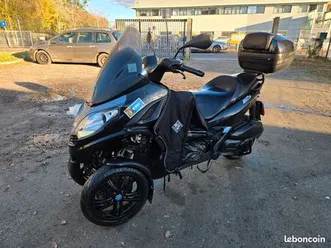 piaggo mp3 300 hpe sport