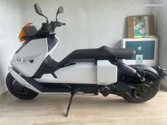 vend scooter électrique bmw ce 04 125 cm3