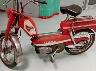 cyclomoteur. peugeot 104