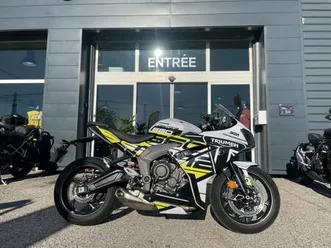 triumph  daytona 660 2025 660 cm3 | moto sportive | 1 800 km | blanc | 13011 marseille 11