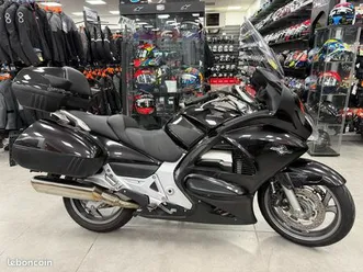 st 1300 pan european - année 2011 - noire - 33856 kms - honda