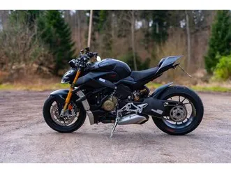 ducati streetfighter v4s