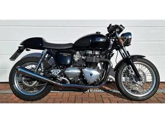 triumph thruxton 900